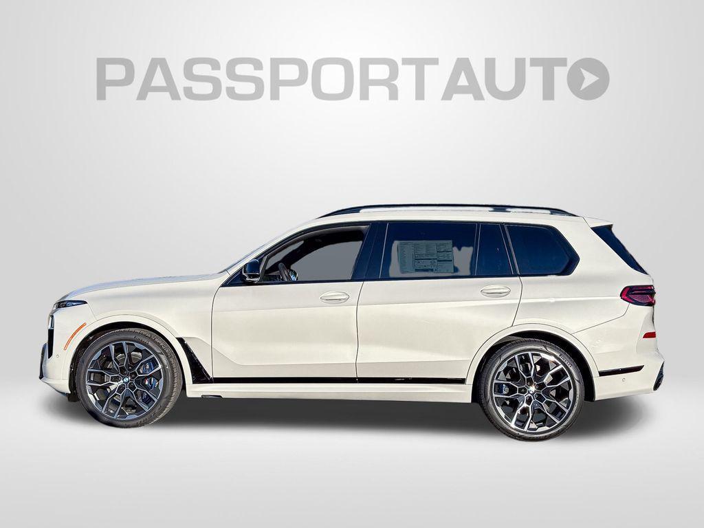 new 2026 BMW X7 car, priced at $123,130