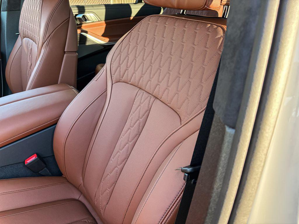new 2026 BMW X7 car, priced at $123,130