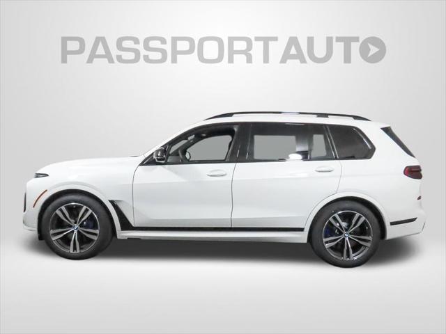 new 2025 BMW X7 car, priced at $114,605