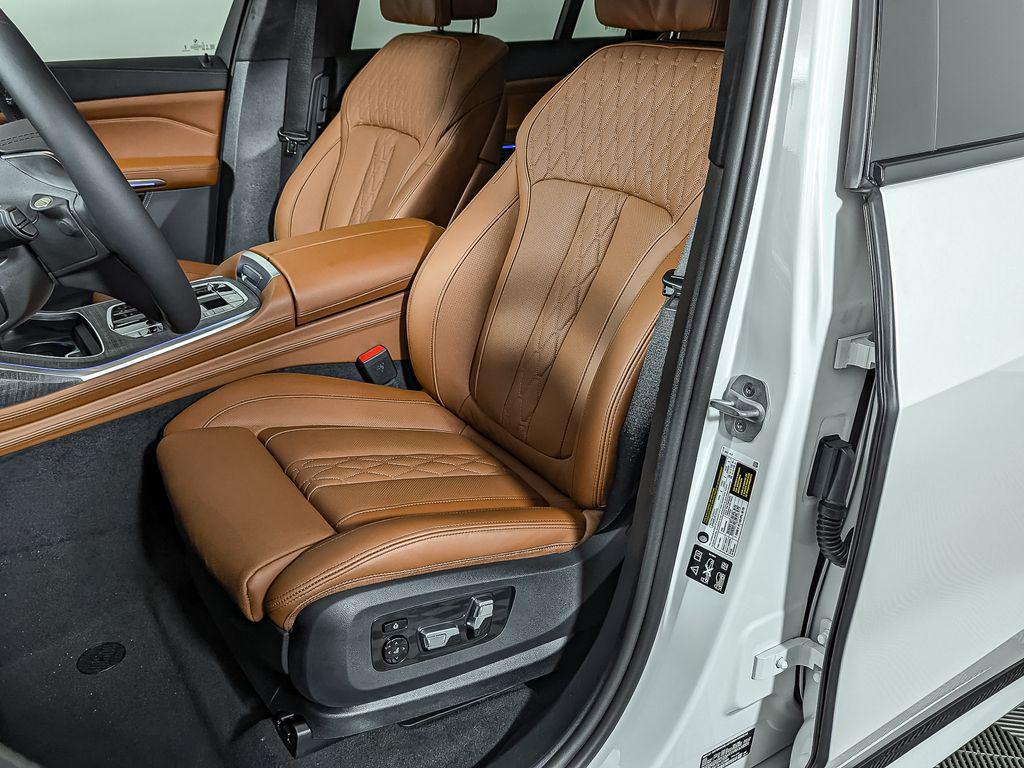 new 2026 BMW ALPINA XB7 car, priced at $162,925