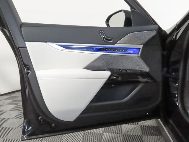 new 2025 BMW i7 car, priced at $116,225