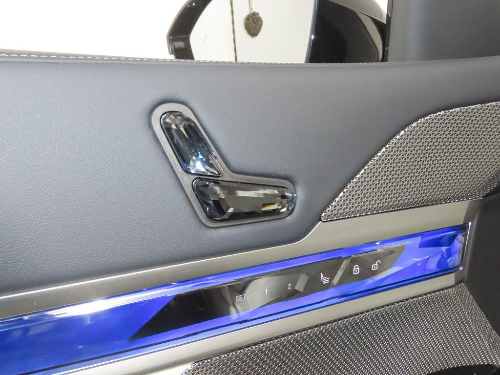 new 2025 BMW i7 car, priced at $116,225