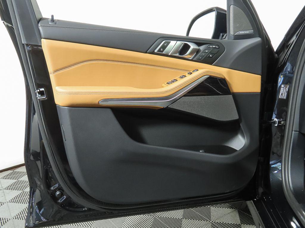 new 2026 BMW X7 car, priced at $98,230
