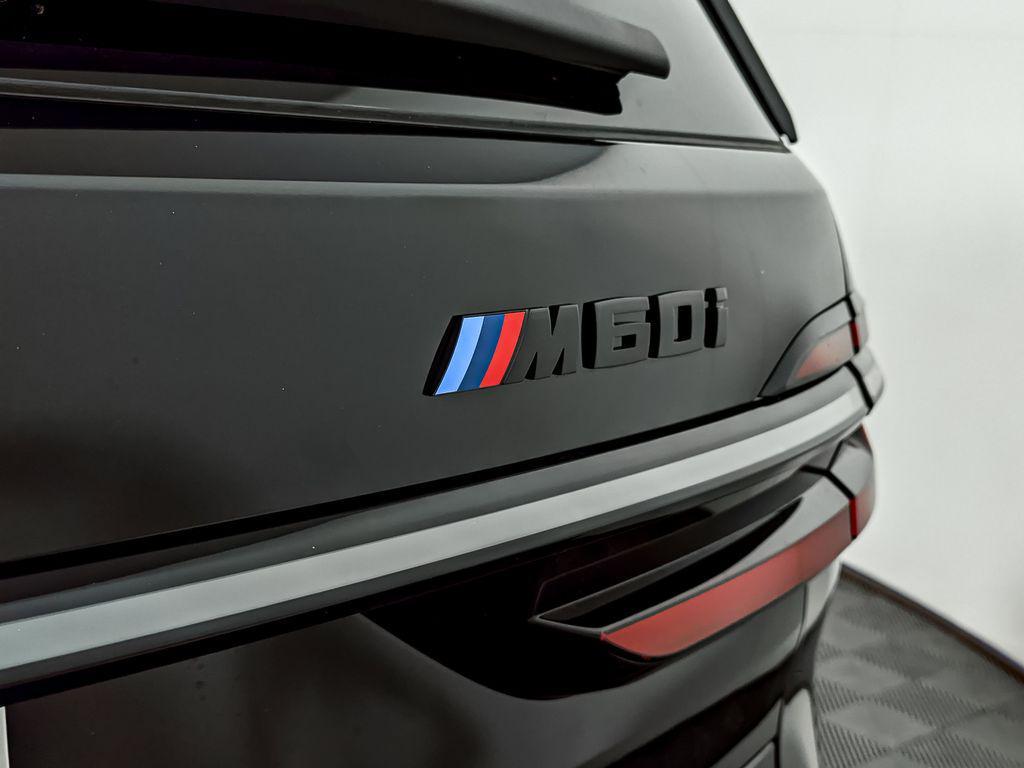 new 2026 BMW X7 car, priced at $123,595