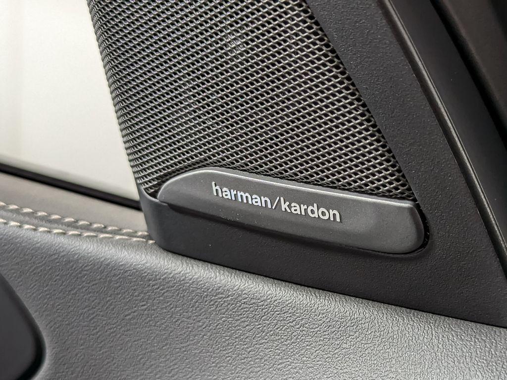 new 2026 BMW X7 car, priced at $123,595