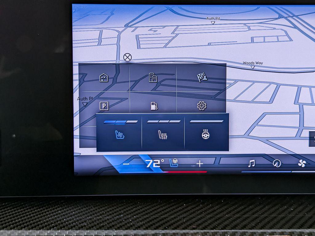 new 2026 BMW X7 car, priced at $123,595