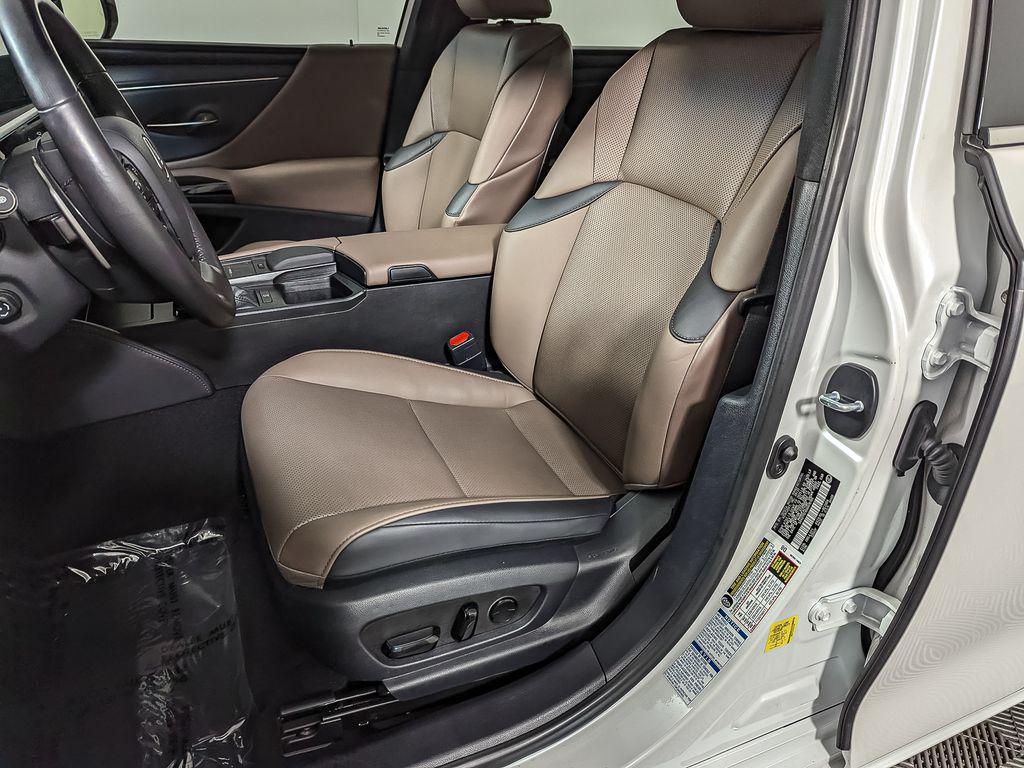 used 2022 Lexus ES 250 car, priced at $33,495