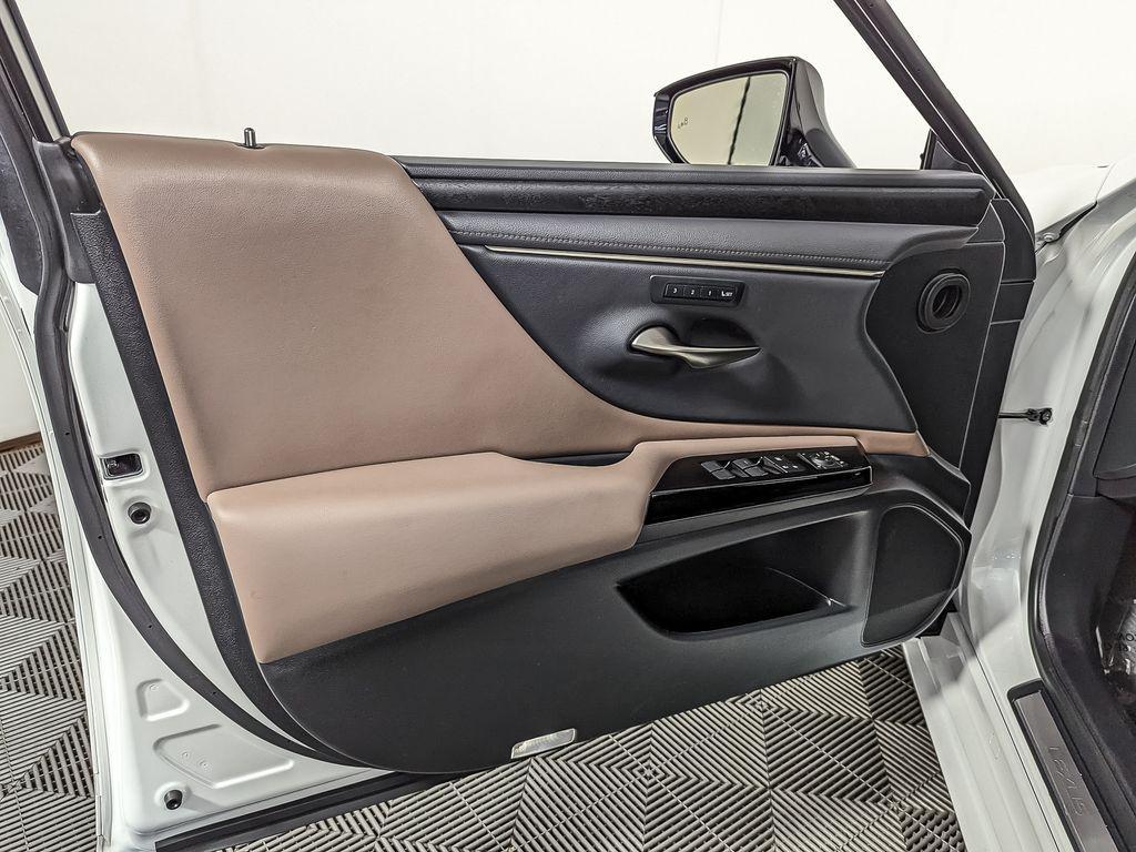 used 2022 Lexus ES 250 car, priced at $33,495