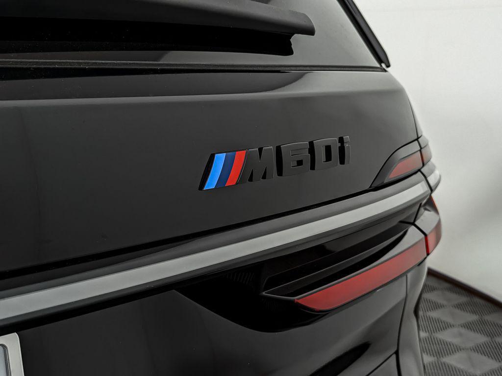 new 2026 BMW X7 car, priced at $123,295