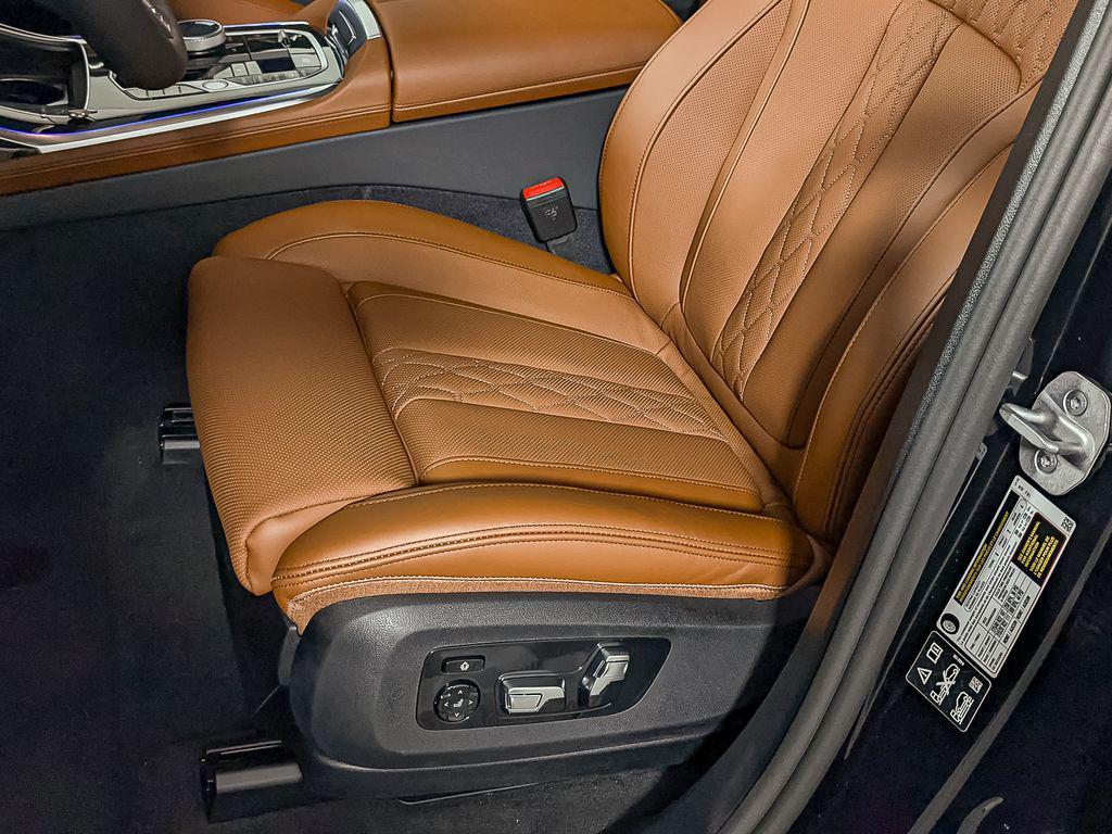 new 2026 BMW X7 car, priced at $123,295