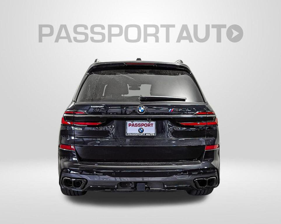 new 2026 BMW X7 car, priced at $123,295