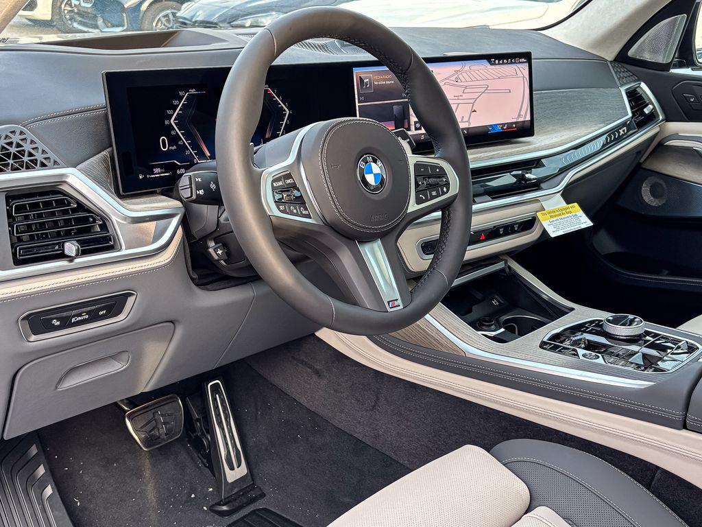 new 2026 BMW X7 car, priced at $114,405