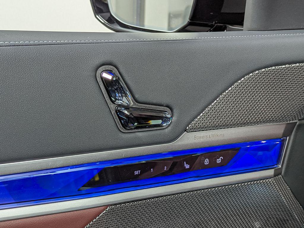 new 2026 BMW i7 car, priced at $115,425