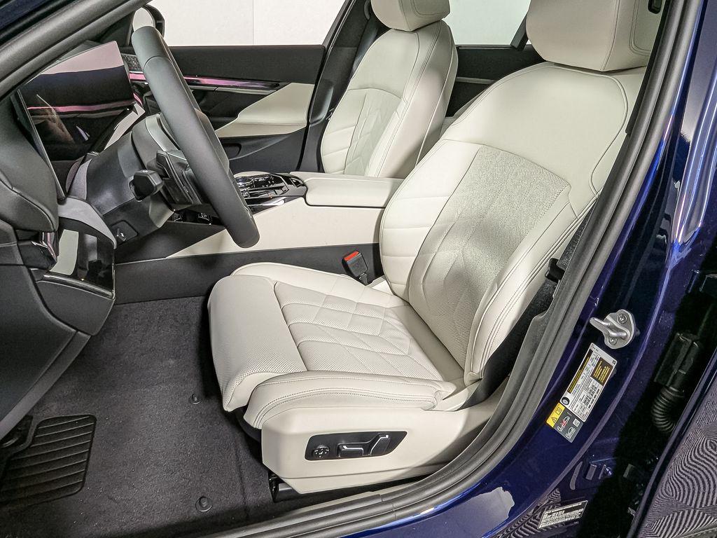 new 2026 BMW 550e car, priced at $87,640