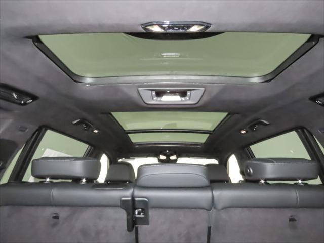 new 2026 BMW X7 car, priced at $100,730