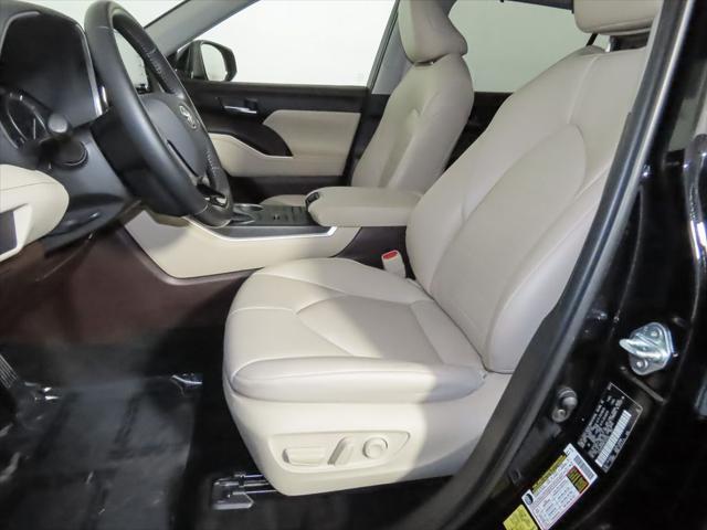 used 2021 Toyota Highlander car, priced at $34,276