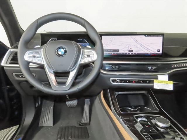 new 2025 BMW X7 car, priced at $96,575