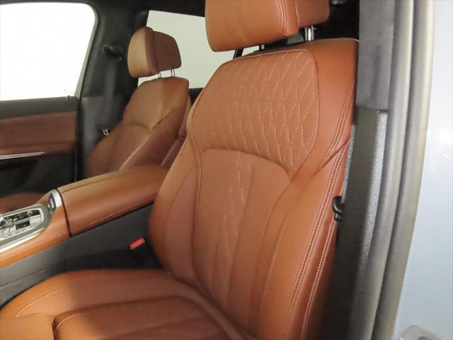 new 2025 BMW X7 car, priced at $97,050