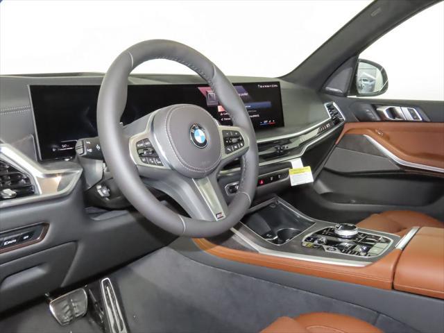 new 2025 BMW X7 car, priced at $97,050