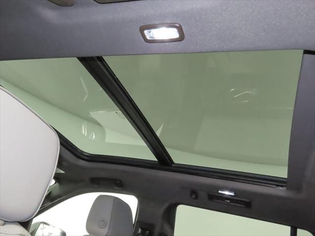 used 2022 GMC Yukon car, priced at $49,995