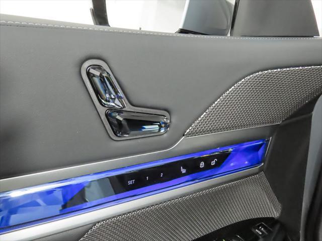 used 2025 BMW i7 car