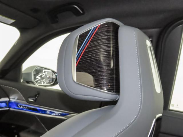 used 2025 BMW i7 car