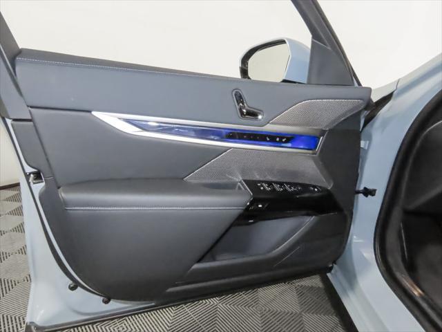 used 2025 BMW i7 car