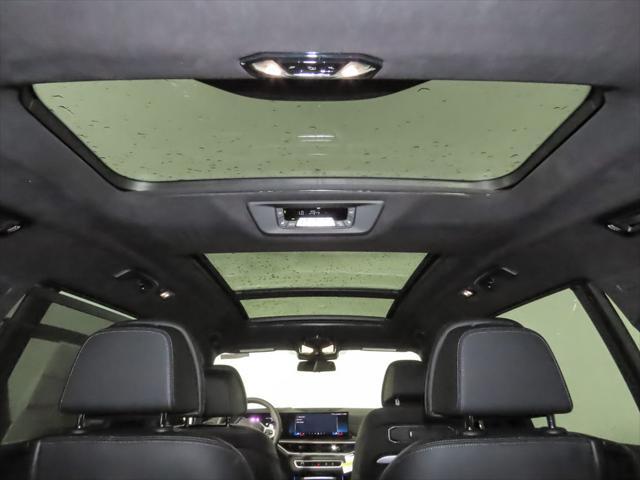new 2026 BMW X7 car, priced at $122,280