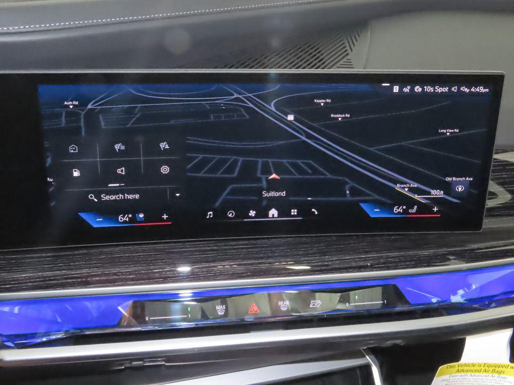 new 2025 BMW 760 car, priced at $132,225
