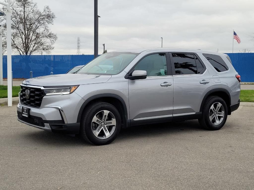 used 2023 Honda Pilot car, priced at $37,964