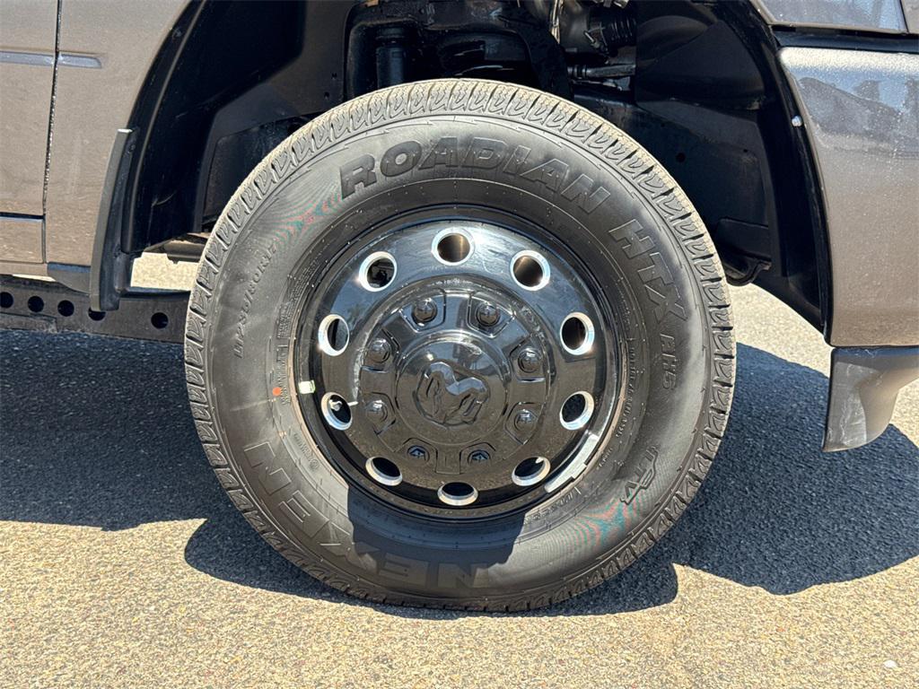 new 2025 Ram 3500 car, priced at $70,988