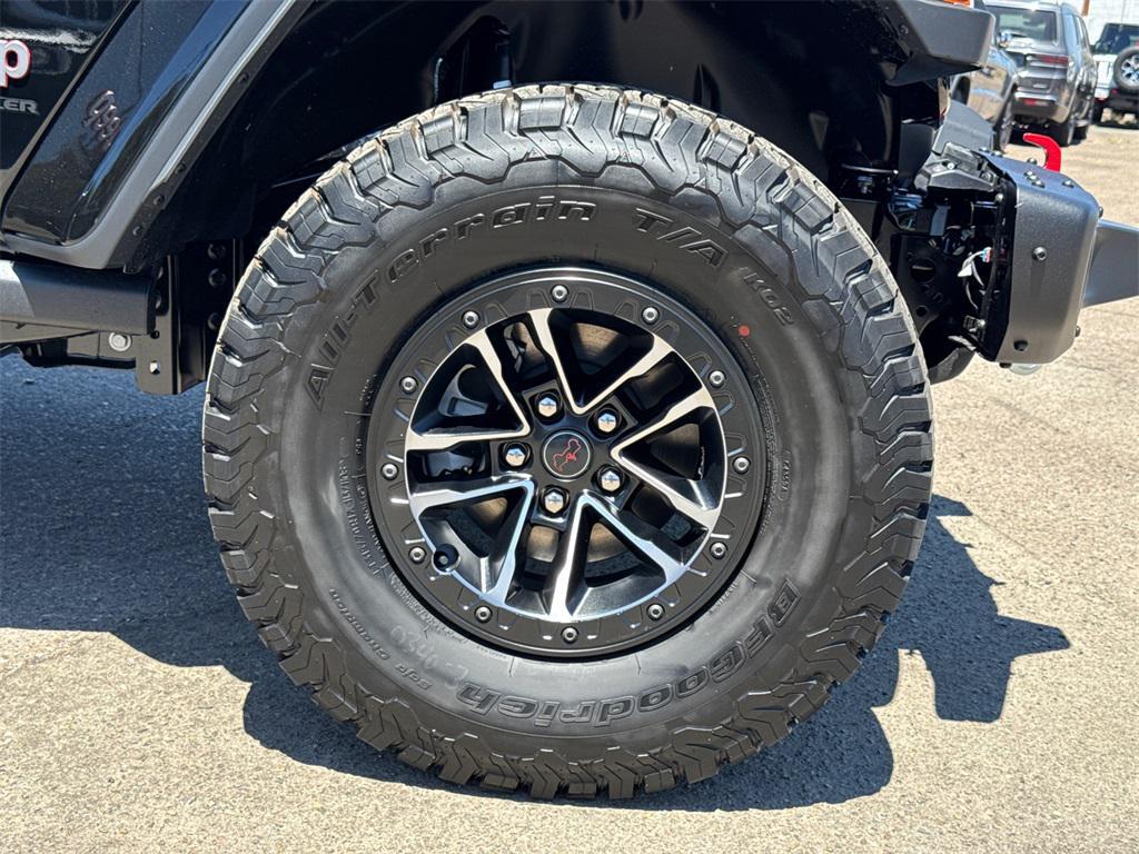 new 2025 Jeep Wrangler car, priced at $62,220