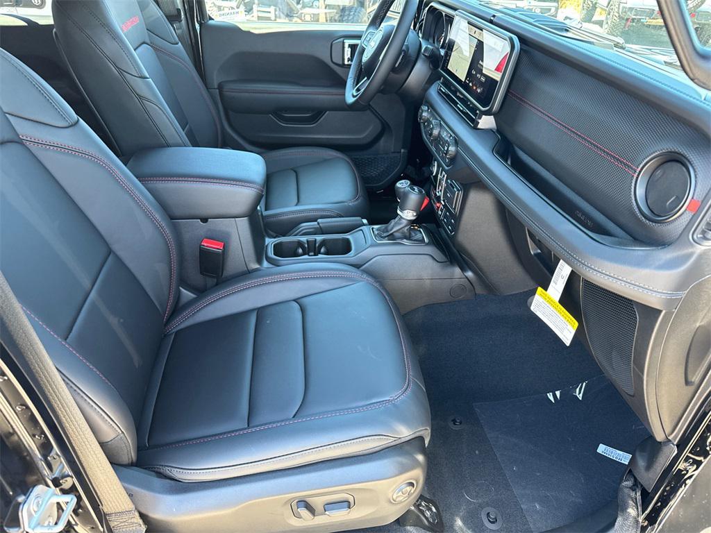 new 2025 Jeep Wrangler car, priced at $62,220