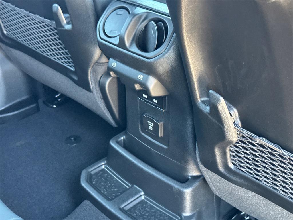 new 2025 Jeep Wrangler car, priced at $62,220