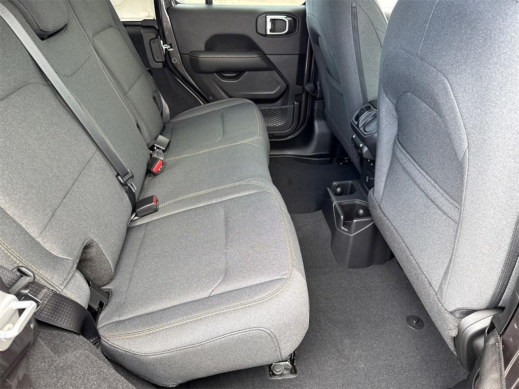 new 2025 Jeep Wrangler car, priced at $48,320