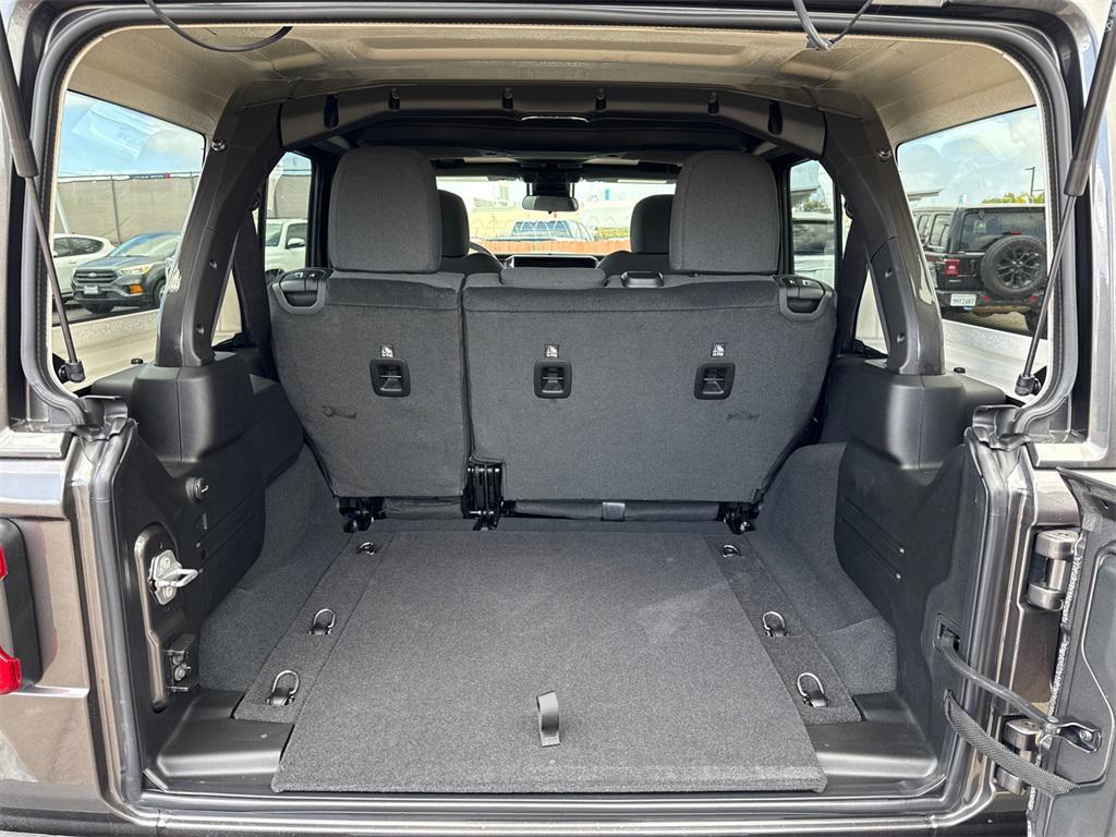 new 2025 Jeep Wrangler car, priced at $48,320