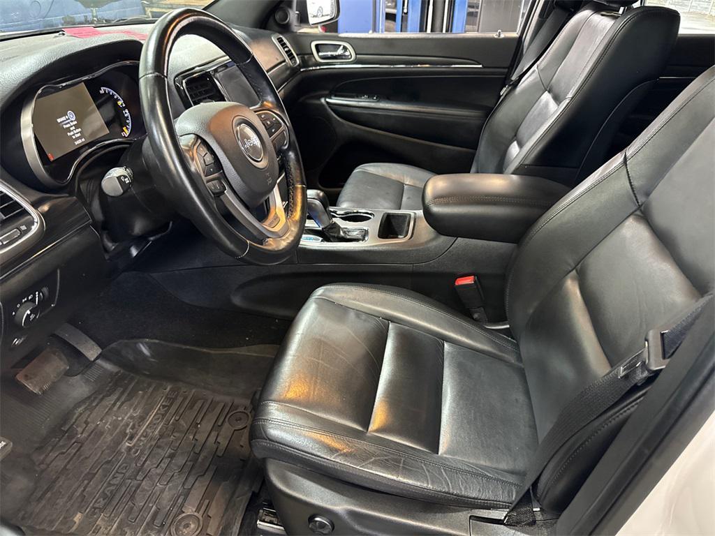 used 2021 Jeep Grand Cherokee car, priced at $25,990