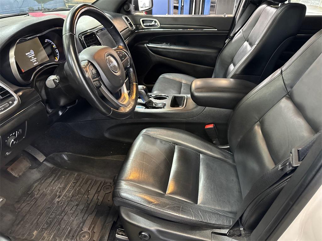 used 2021 Jeep Grand Cherokee car, priced at $25,990