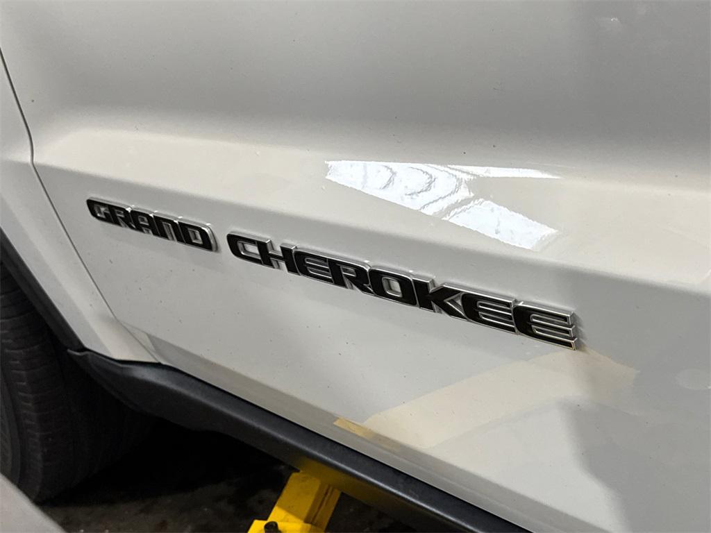 used 2021 Jeep Grand Cherokee car, priced at $25,990