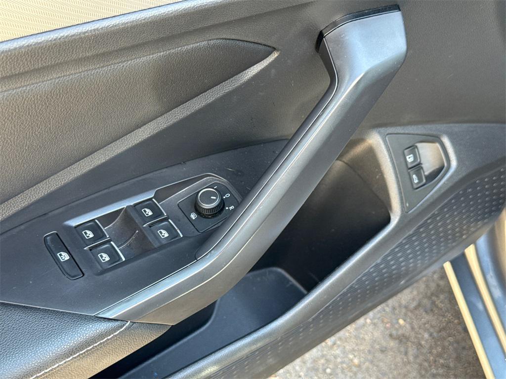 used 2022 Volkswagen Jetta car, priced at $16,549