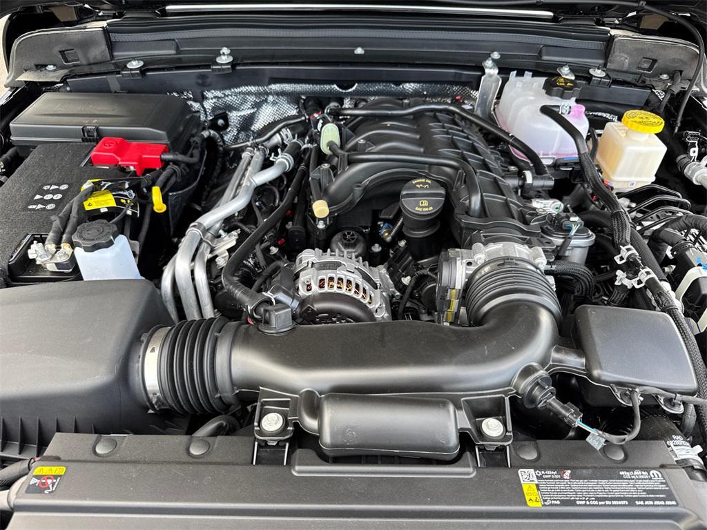 new 2025 Jeep Gladiator car, priced at $43,550