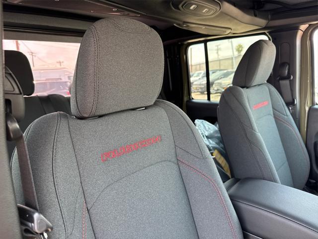 new 2025 Jeep Gladiator car, priced at $50,875