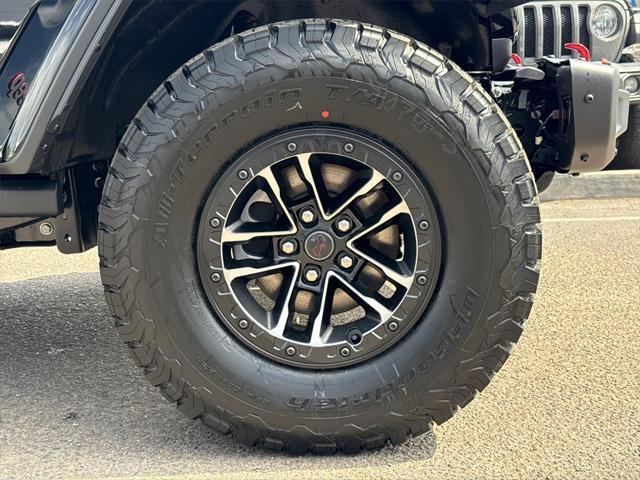 new 2025 Jeep Wrangler car, priced at $57,516