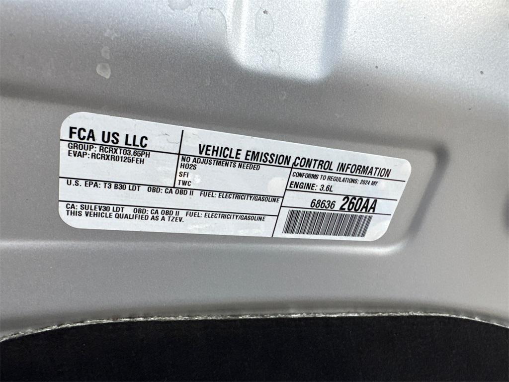 used 2024 Chrysler Pacifica Hybrid car, priced at $27,333