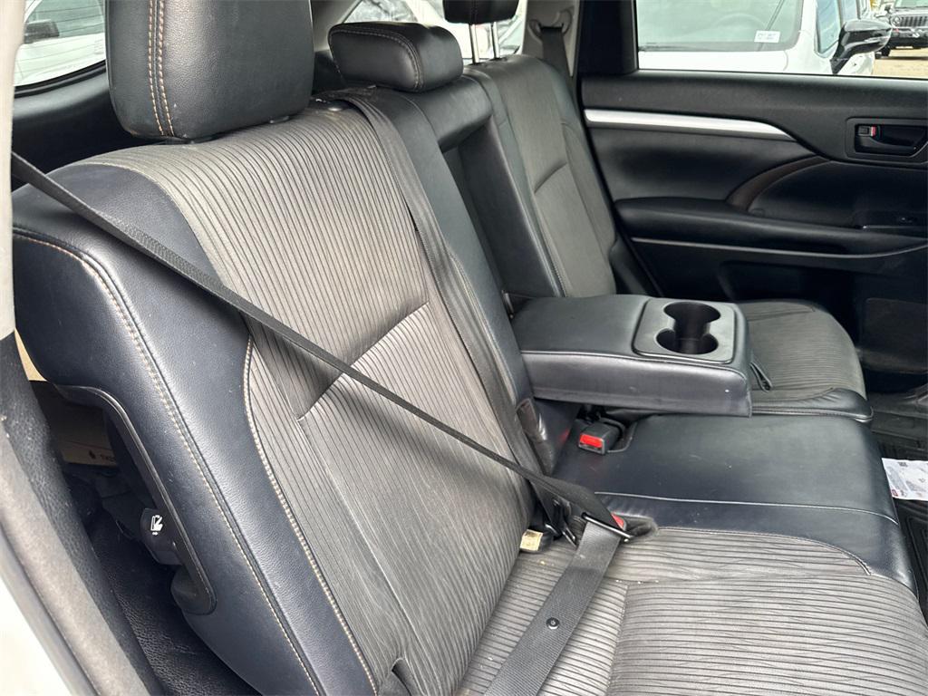 used 2018 Toyota Highlander car, priced at $16,990