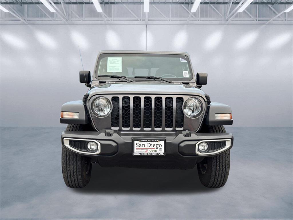 used 2023 Jeep Gladiator car, priced at $27,888