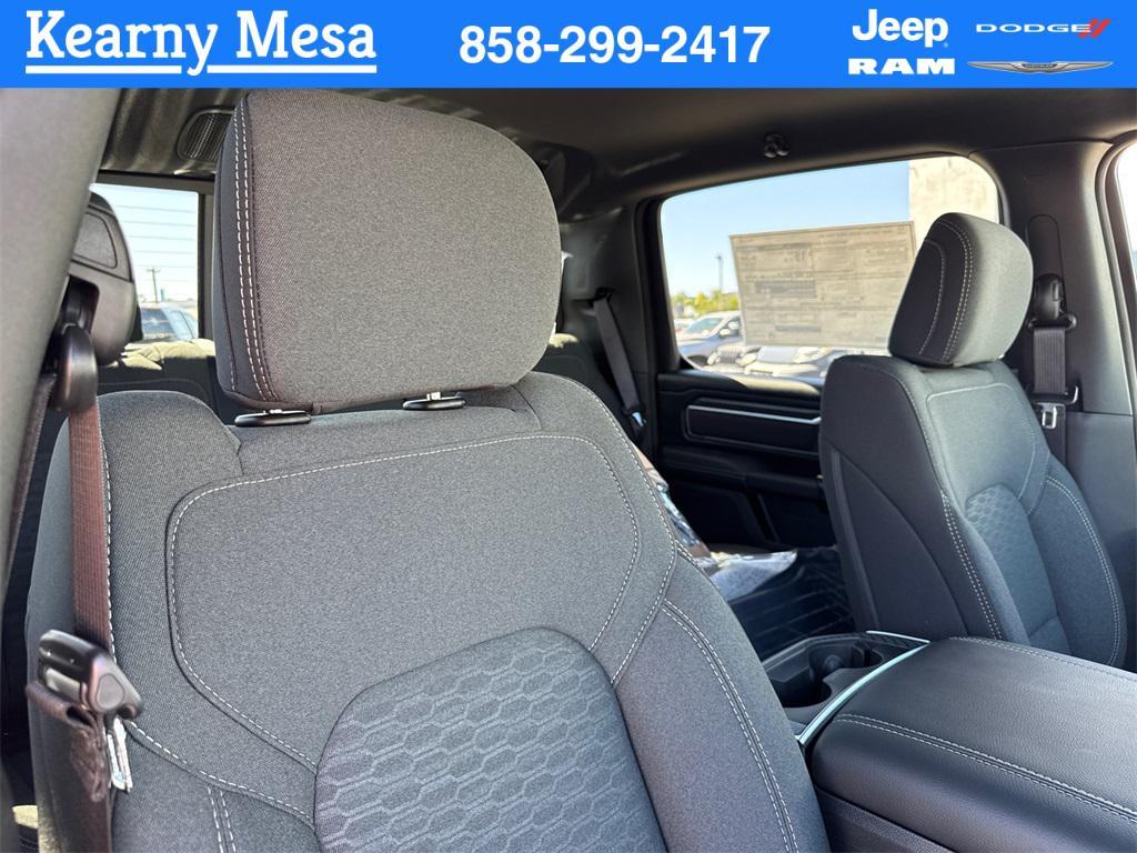 new 2025 Ram 1500 car, priced at $52,152