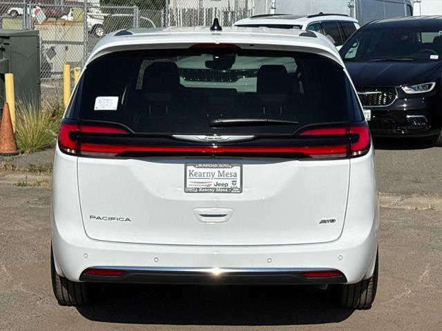 new 2025 Chrysler Pacifica car, priced at $49,998