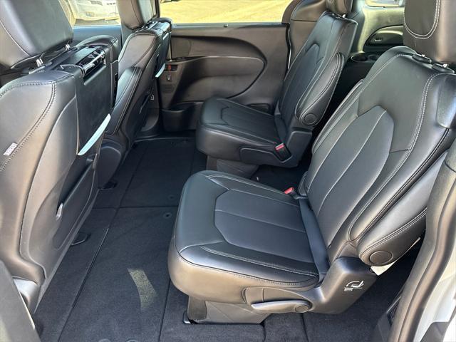 new 2025 Chrysler Pacifica car, priced at $49,998