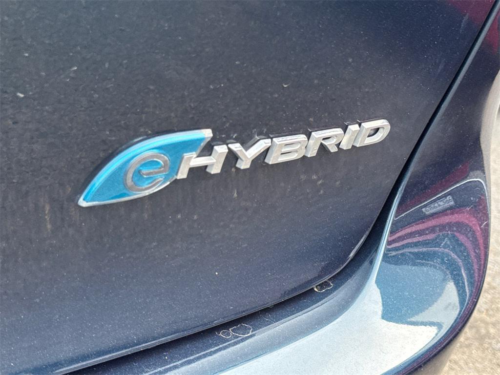 used 2021 Chrysler Pacifica Hybrid car, priced at $24,825